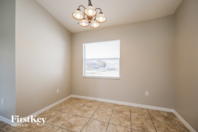 Foto del edificio - 211 NW 28th Terrace