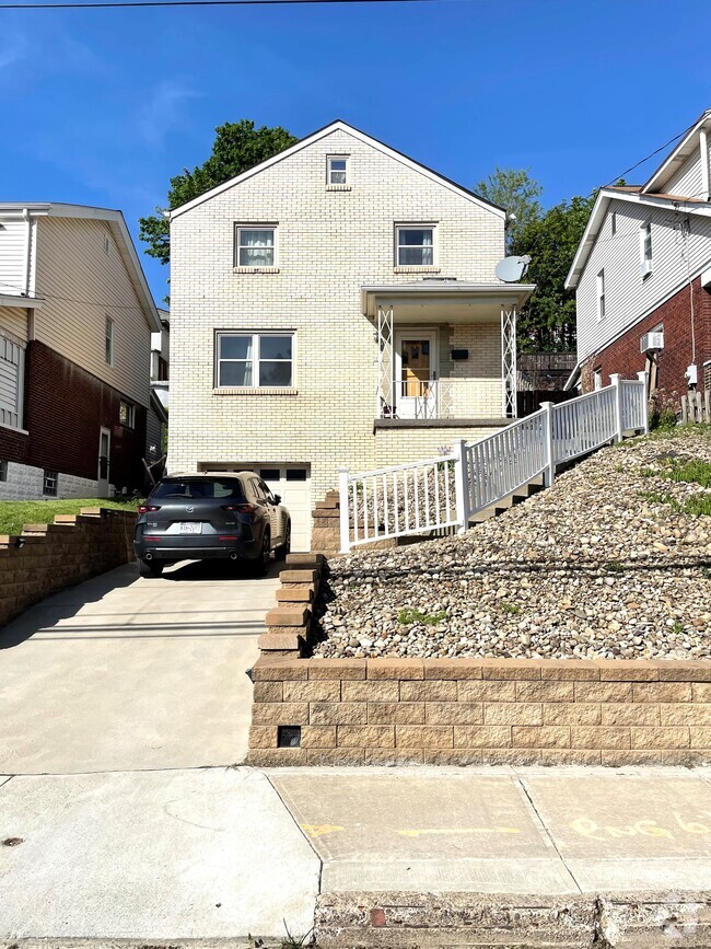 Building Photo - 1041 Berkshire Ave