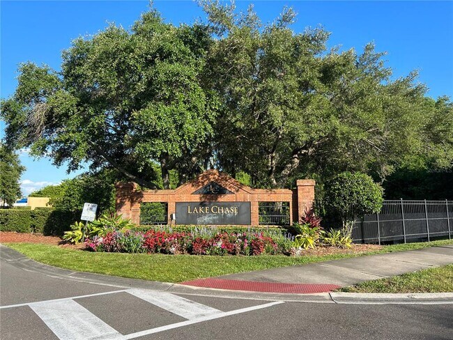 Building Photo - 9522 Lake Chase Island Way