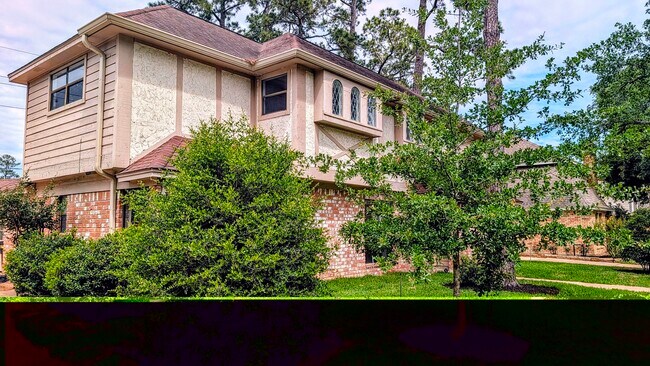 Foto del edificio - 15707 Downford Dr