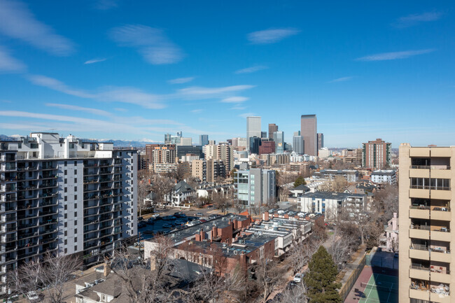 Aerial Photo - 899 Pearl St