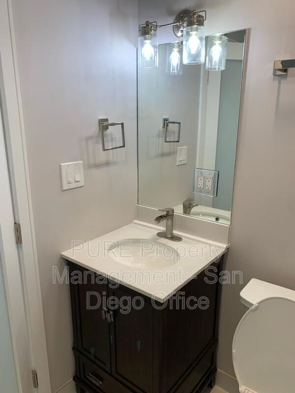 Foto del edificio - 6824 Glidden St