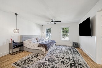 Building Photo - 13062 Trail Hollow Dr