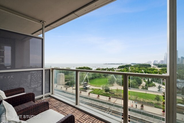 Building Photo - 340 E Randolph