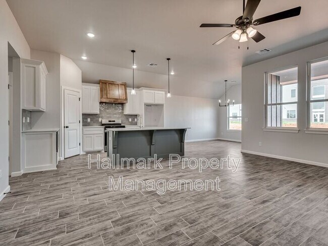 Building Photo - 4905 Misty Wood Ln
