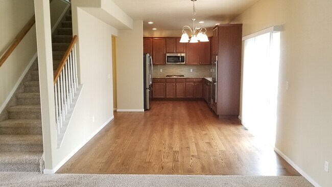 Building Photo - Beautiful 4/3/2 Fountain Valley Home Close...