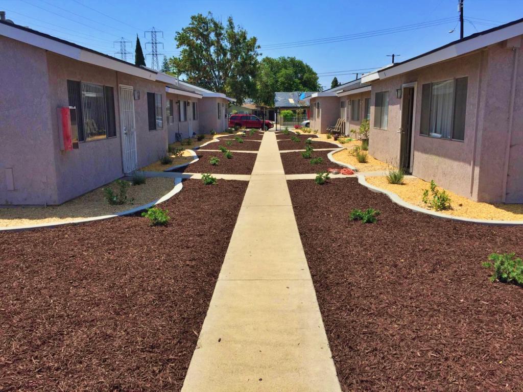Foto principal - 7401 Maple Street