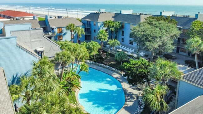 Building Photo - Seasons Beachfront - 1 & 2 Bedroom Floor Plans Available - Preferred Employer/Student & Senior Ci...