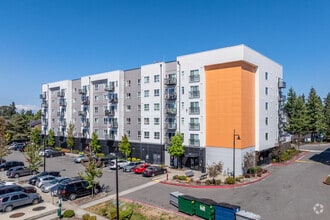 Building Photo - Latitude 112
