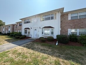 Building Photo - 40B Washington Park Dr