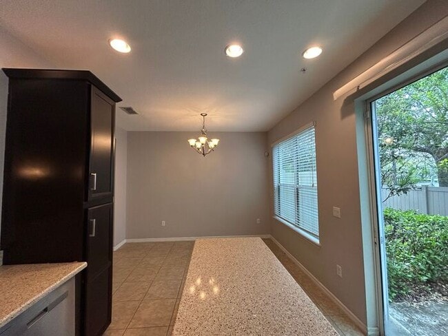 Building Photo - Stunning 3/2.5 Modern Townhome with a 2 Ca...