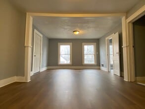 Building Photo - 35 S 3rd St