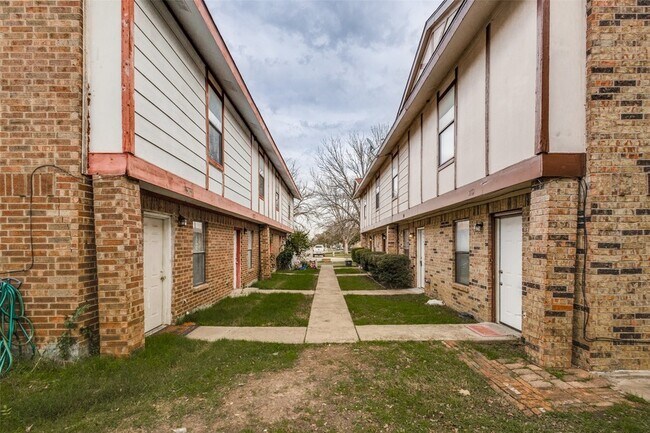 Foto del edificio - 3069 Olympia Dr