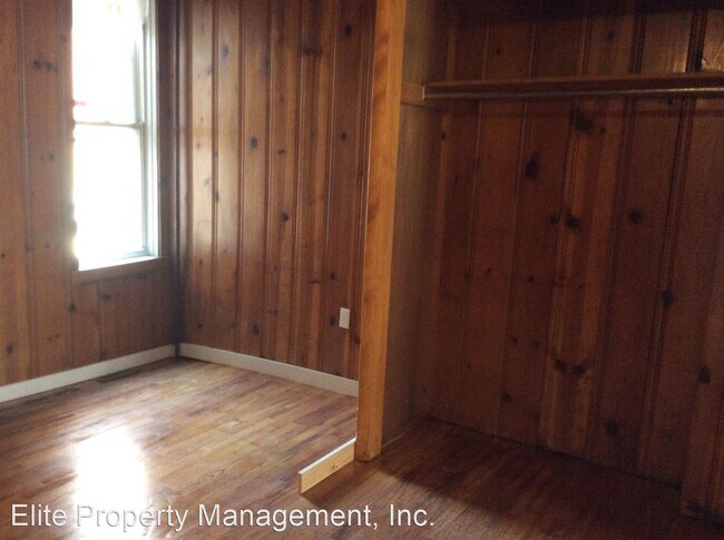 Building Photo - 1 br, 1 bath House - 907 W. College Ave., ...