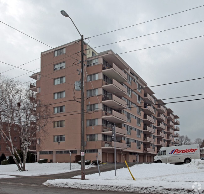 Primary Photo - Georgian Mansion