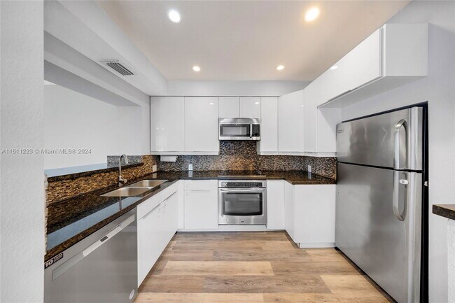 Photo - 618 86th St Apartment