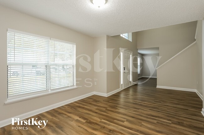 Foto del edificio - 3500 Hickory Landing Ct