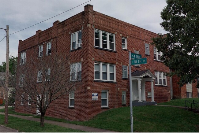 Building Photo - 1900 N 4th St