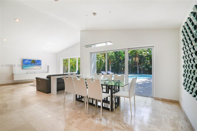 Foto del edificio - 147 Golden Beach Dr