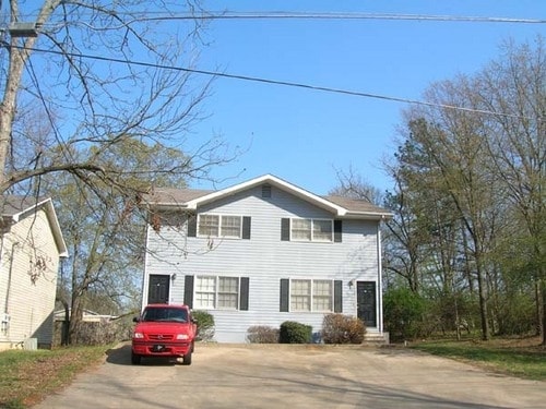 Primary Photo - 205 Maret St