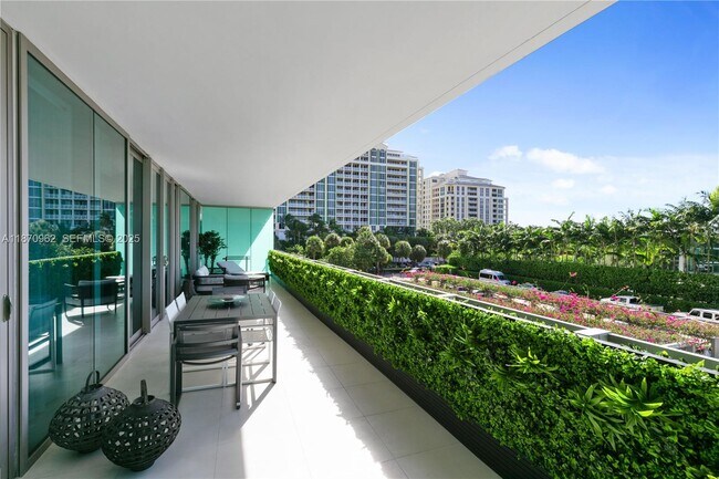 Foto del edificio - 360 Ocean Dr