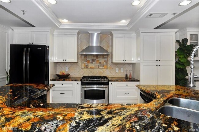 Building Photo - 3 br, 2 bath Condo - 260 Cagney Ln Apt 219