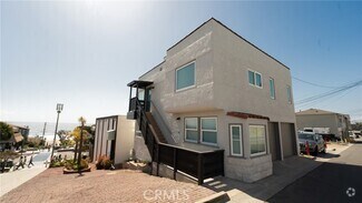 Building Photo - 213 10th St