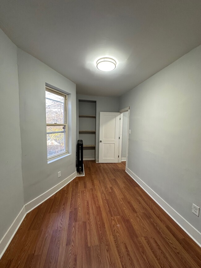 Building Photo - 1922 Ruan St