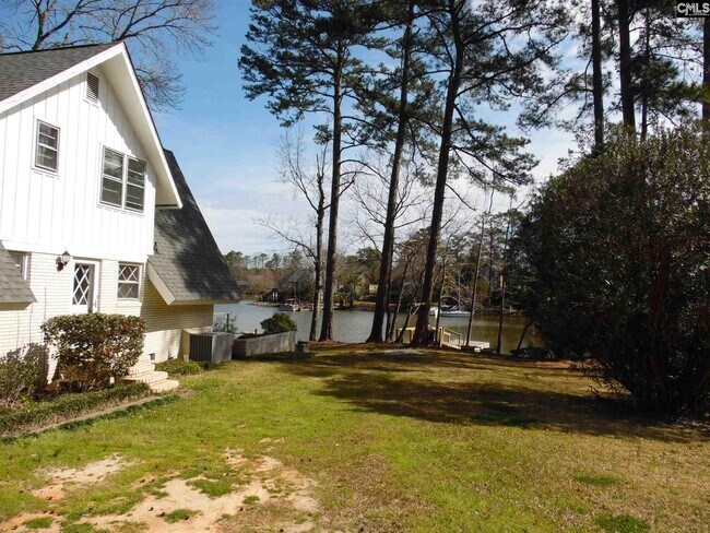Building Photo - 2250 Beechcreek Rd