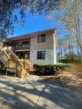 Building Photo - 522 S Kerr Ave