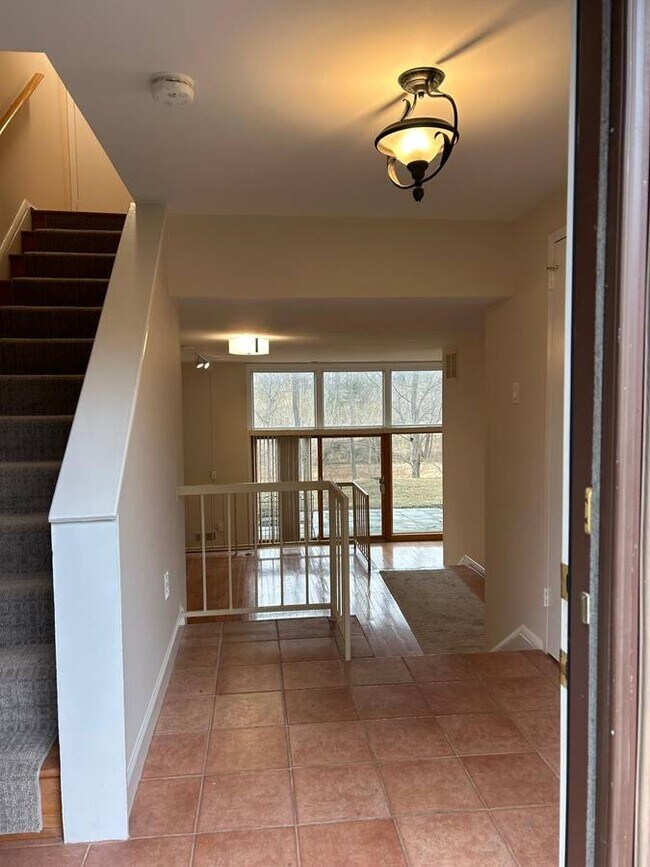 Building Photo - 19629 Brassie Pl