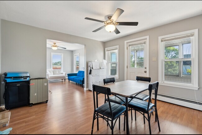 Photo - 102 Cleaves St Apartments