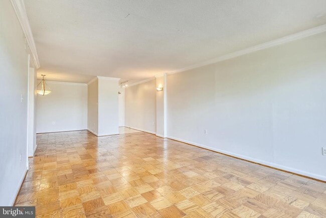 Building Photo - 1300 Army Navy Dr