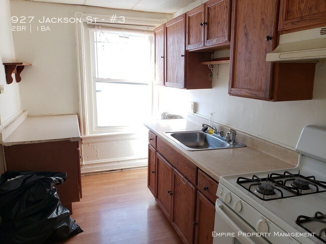 Foto del edificio - 2 Bedroom 1 bath in Allentown