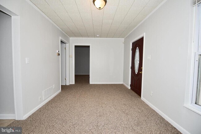 Foto del edificio - 9731 Philadelphia Rd