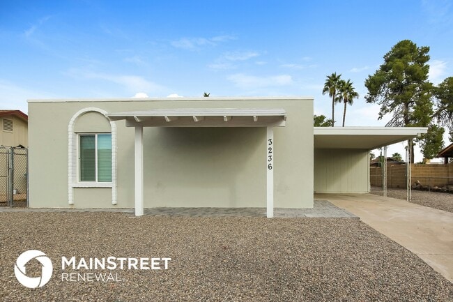 Building Photo - 3236 W Desert Cove Ave