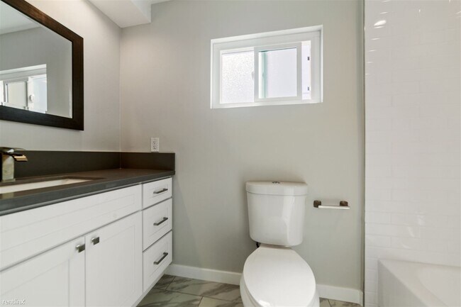 Foto del edificio - 3 br, 2.5 bath Condo - 328 South Pomelo Av...