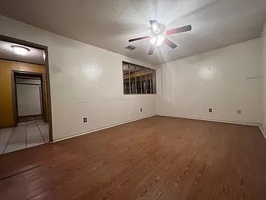Building Photo - Beautiful Home