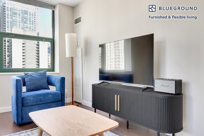 Foto del edificio - 77 W Huron St