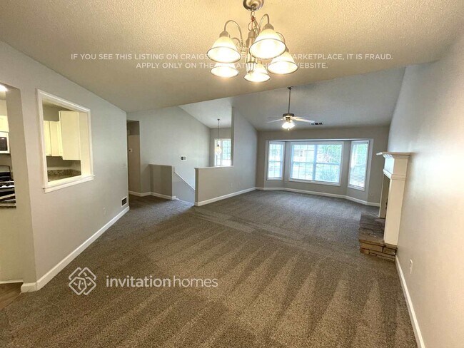 Building Photo - 2780 Douglas Ct