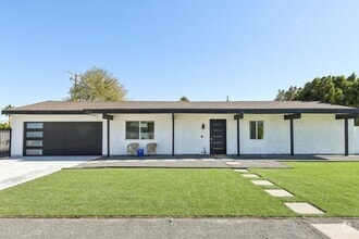 Building Photo - 3010 N Chuperosa Rd