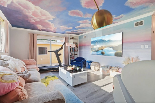 Foto del edificio - 22259 Kittridge St