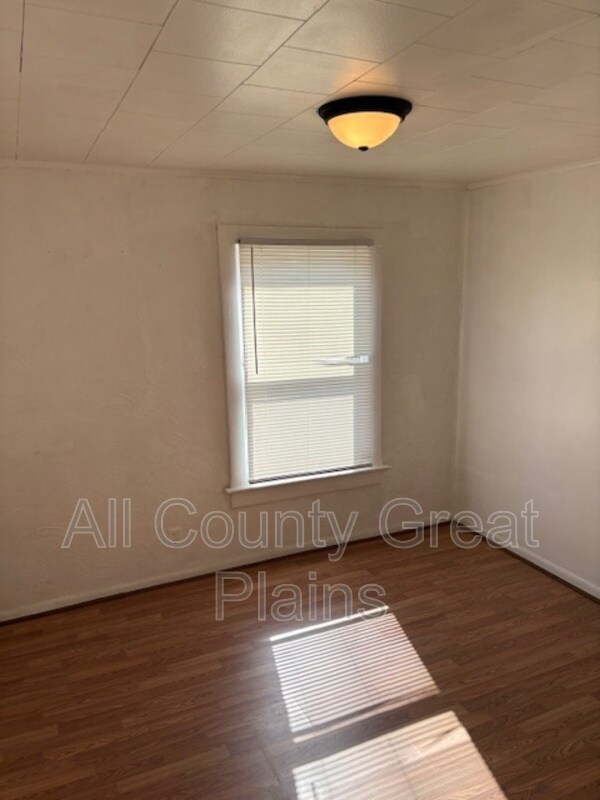Foto del edificio - 1060 Washington Blvd