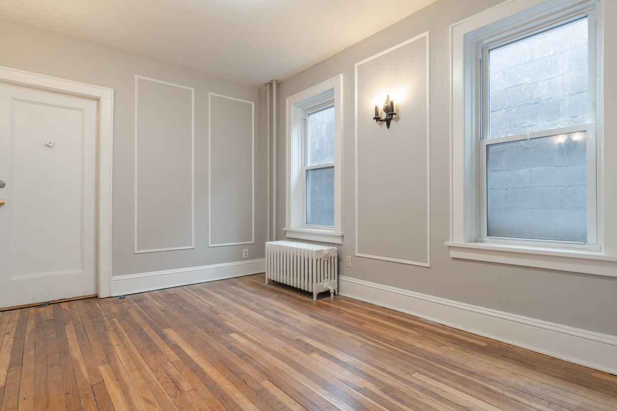 Livingroom - 71 Chestnut St