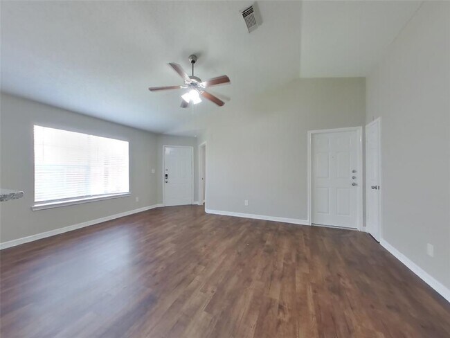 Building Photo - 3155 Boynton Dr
