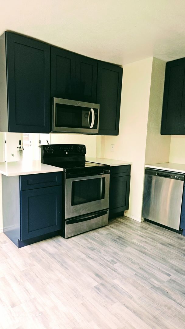 Foto del edificio - 1403 Churing Dr