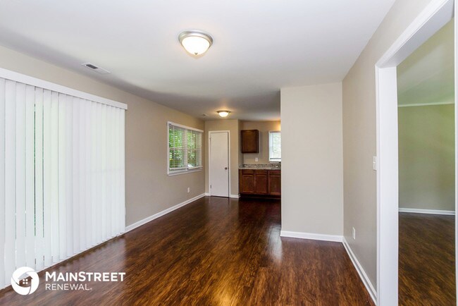 Building Photo - 6126 Castle Ct