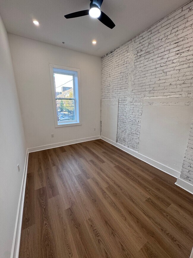 Foto del edificio - 647 N 16th St