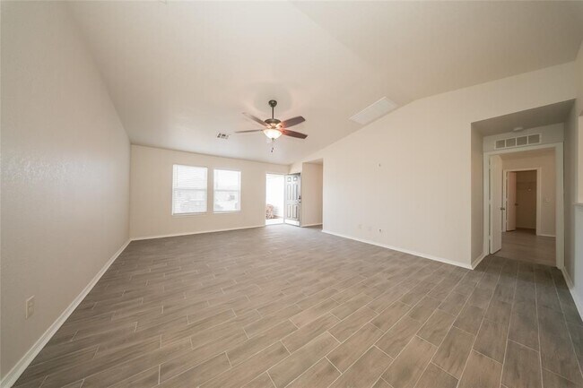 Foto del edificio - 9117 Checkerbloom Dr