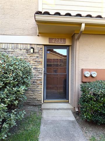 Foto del edificio - 4233 Madera Rd